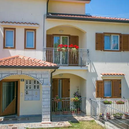 Lorena Radosi With Balcony Poreč